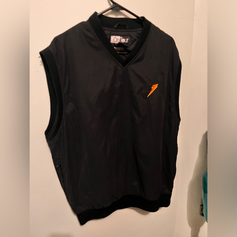 On Tour - Men’s Large - Gatorade Golf Vest - Black -